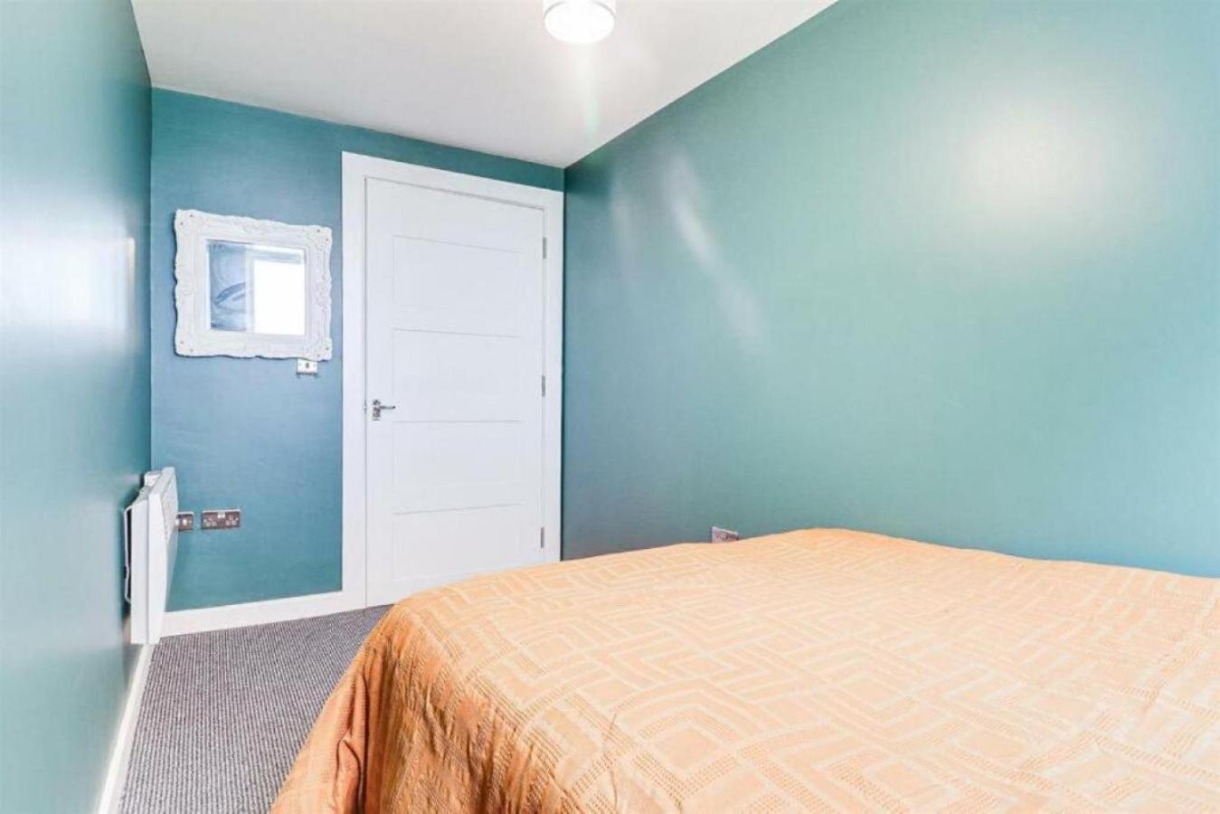 Apartment The Green Suite - Three Bedrooms Sleep 6